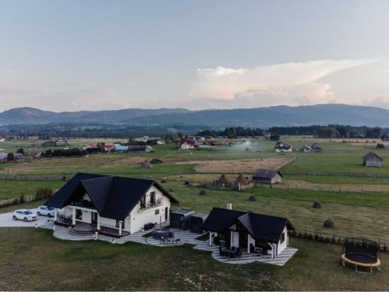 Casa Plai cu Soare